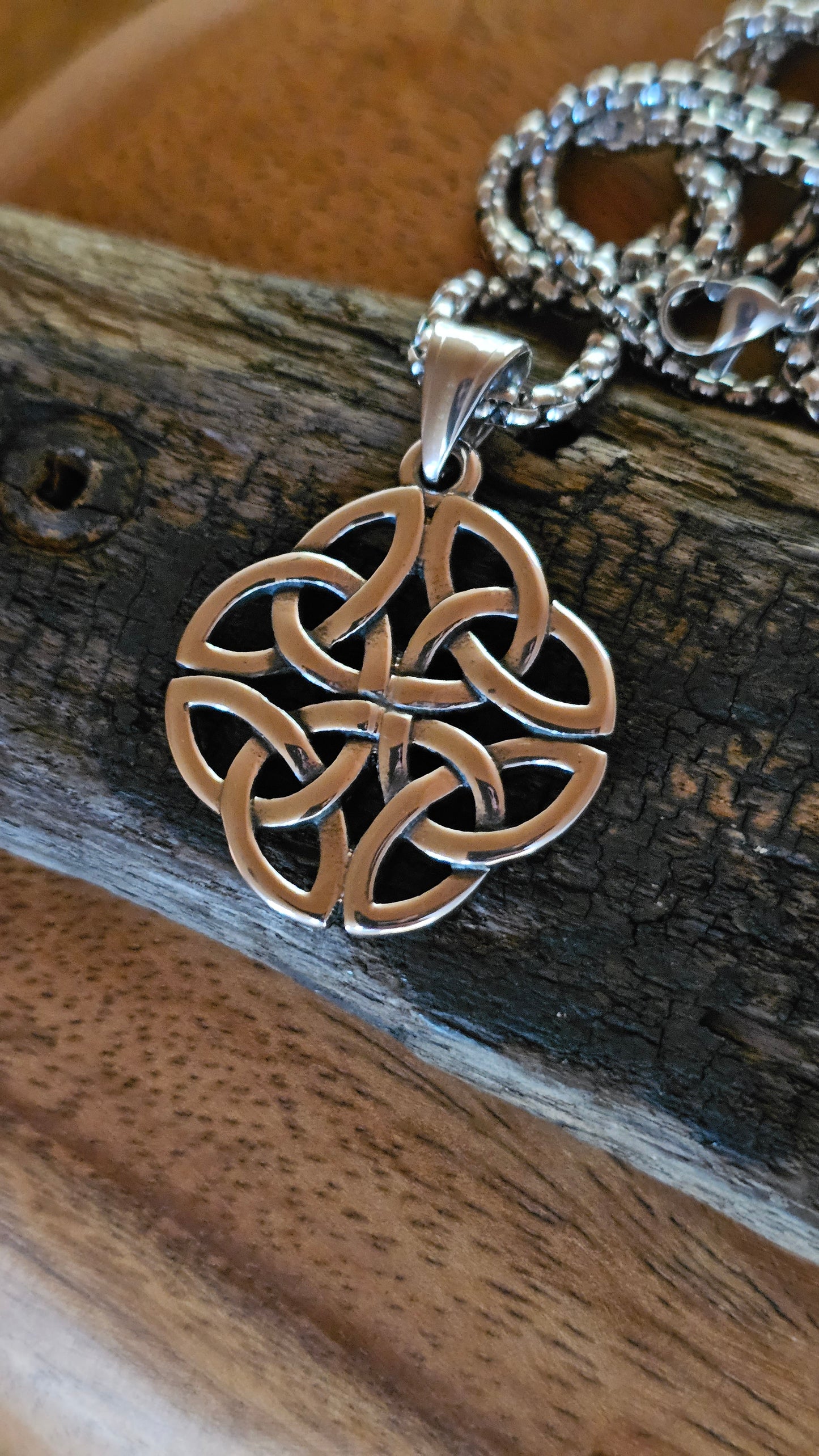 Celtic Knot- Large