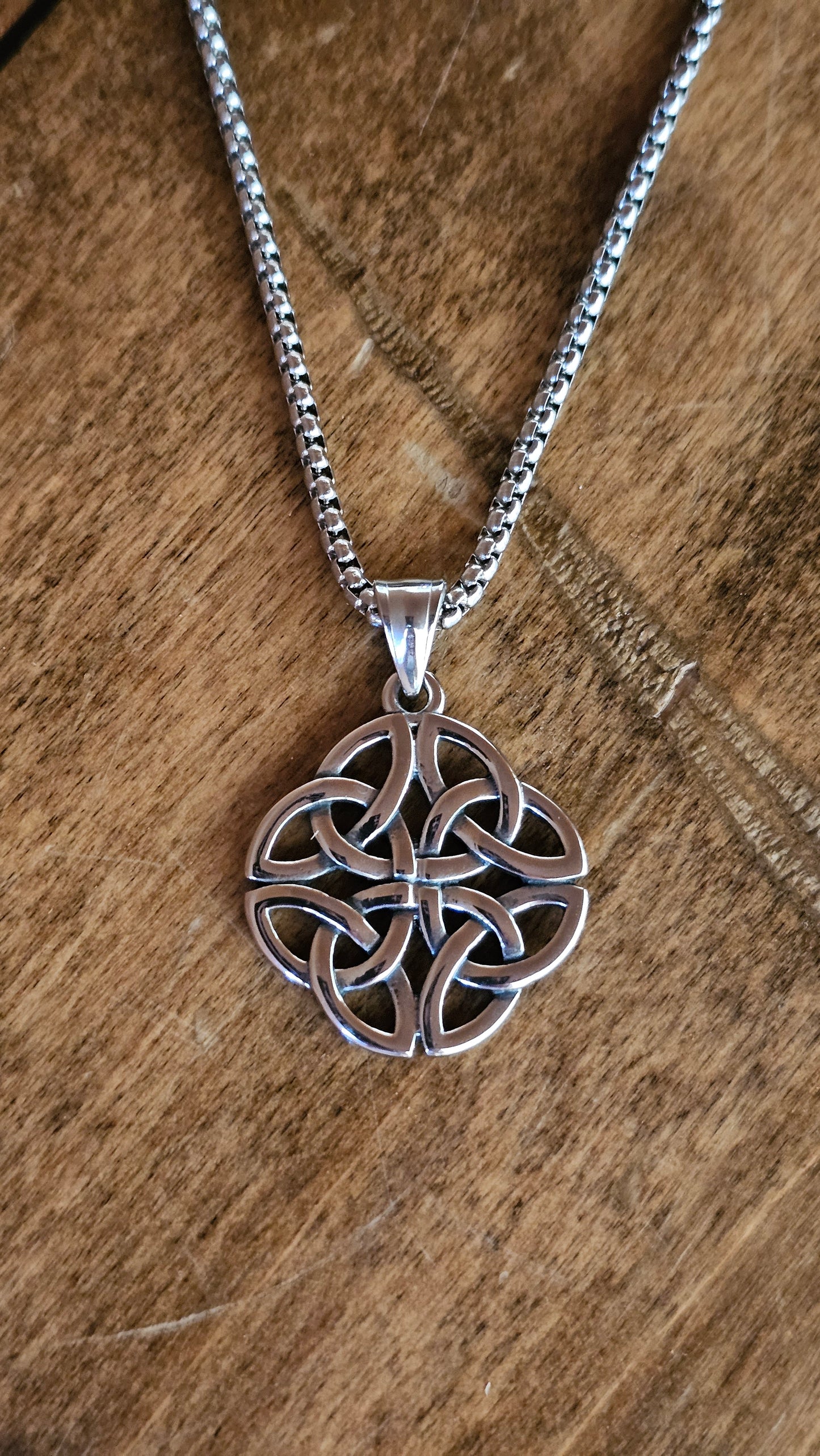 Celtic Knot- Large