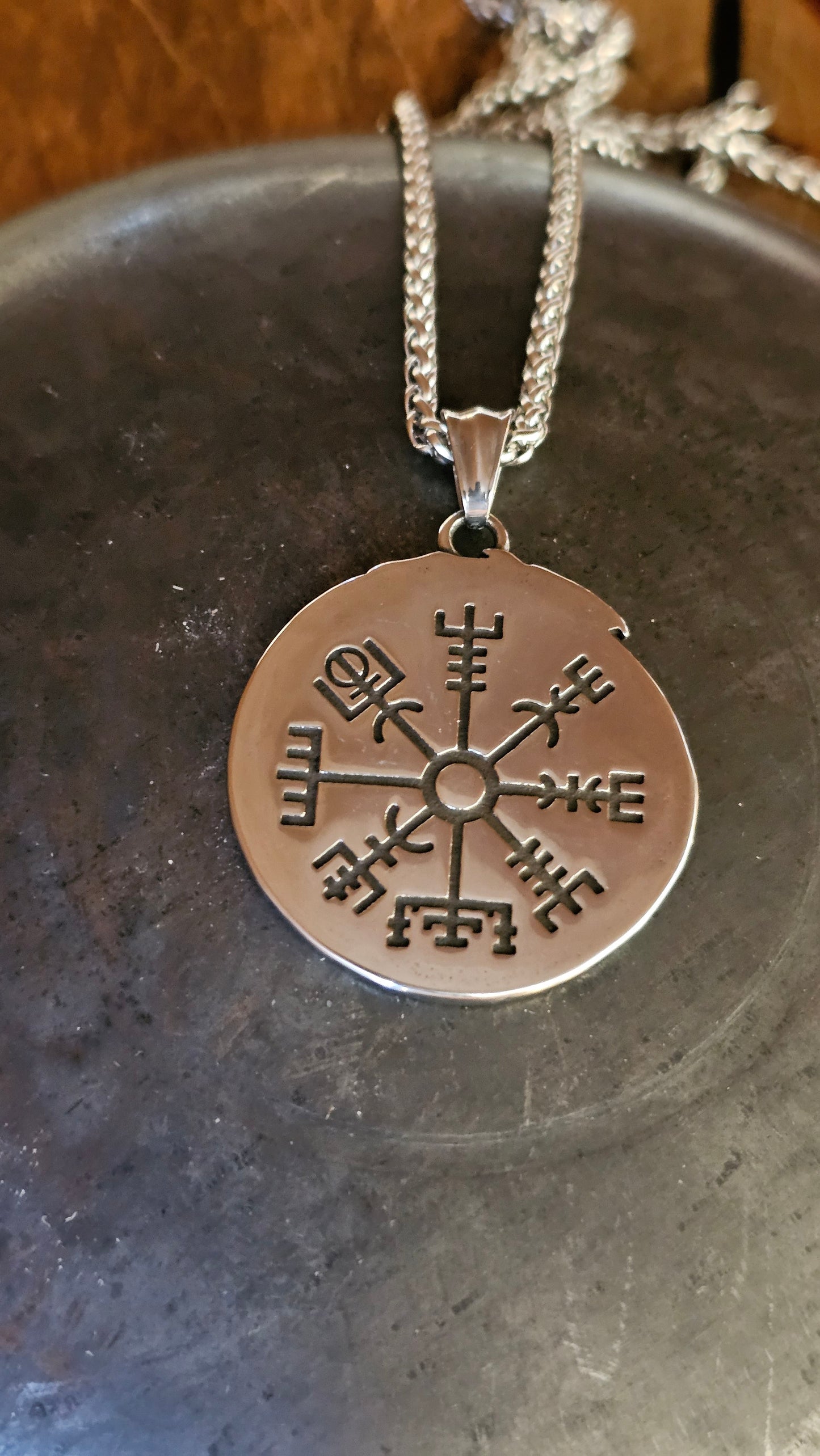 Valknut- Large Round