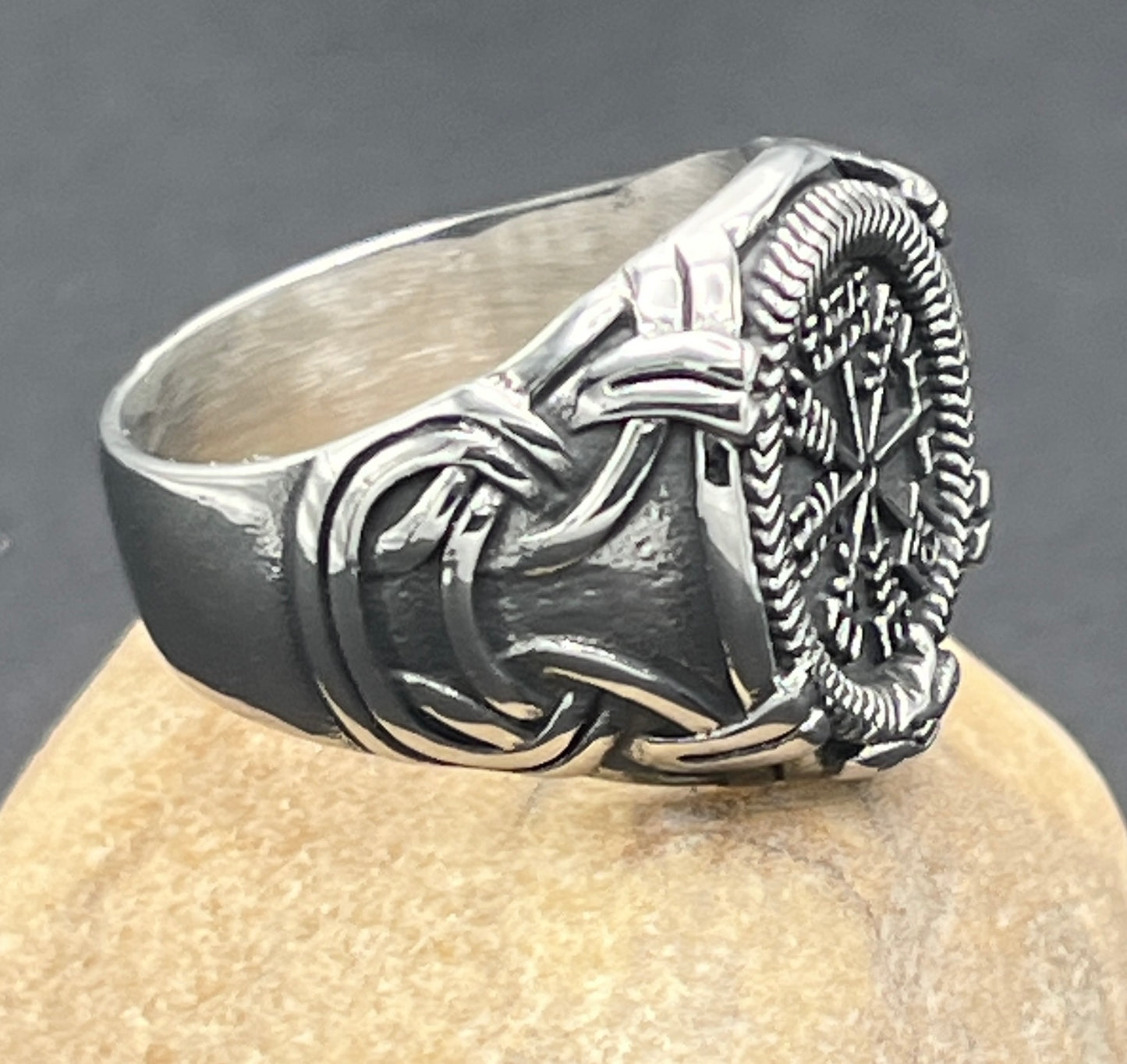 Ring - Viking Compass (Vegvisir)