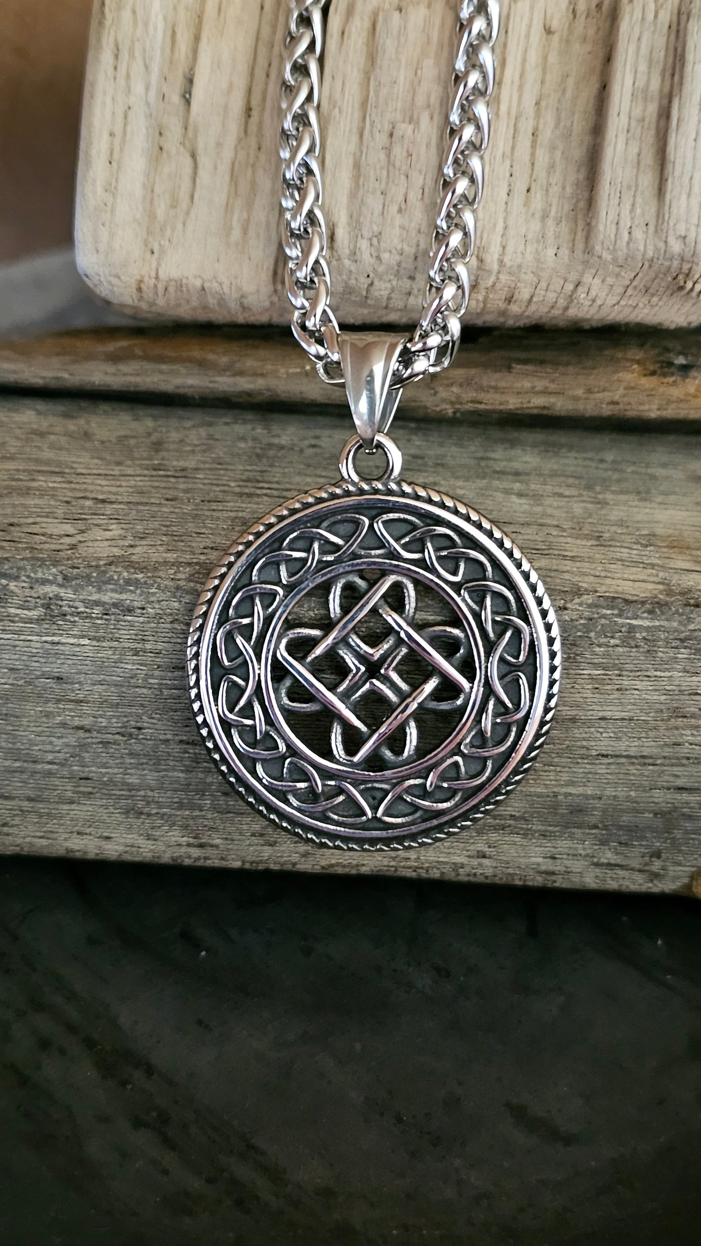 Celtic Knot- Large