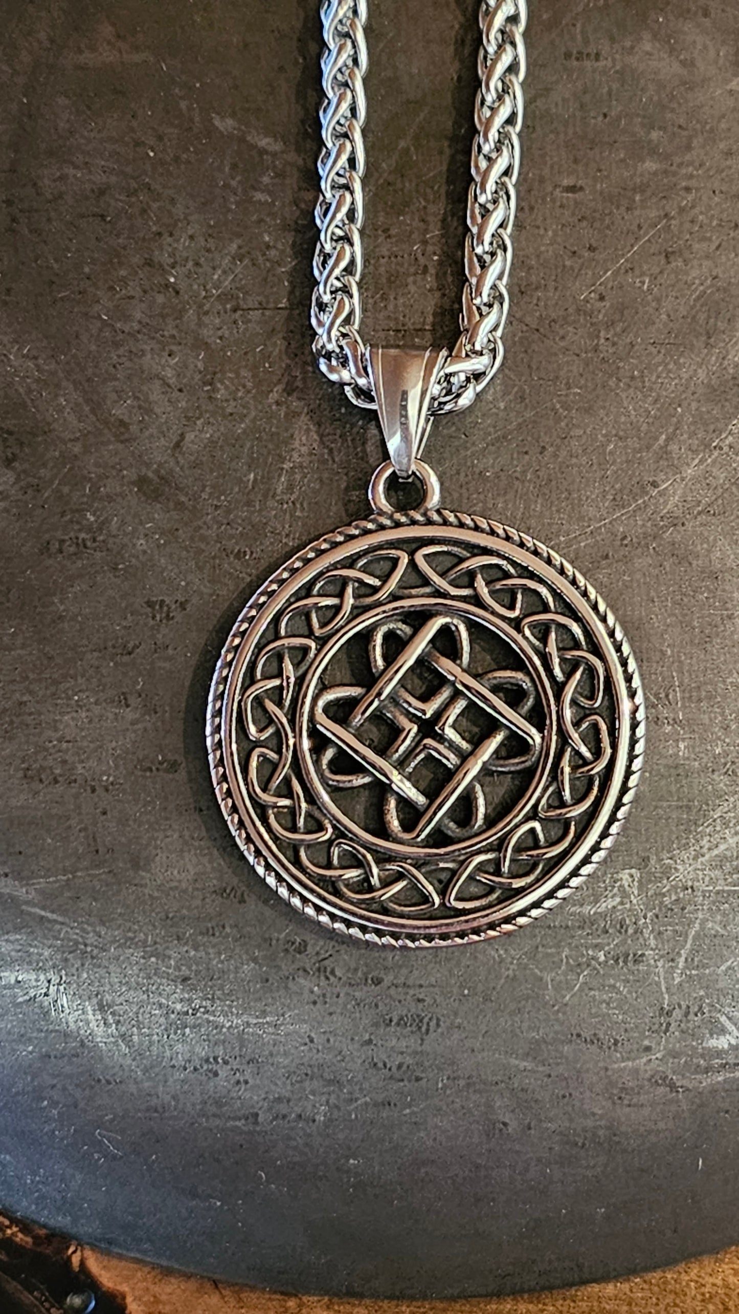 Celtic Knot- Large