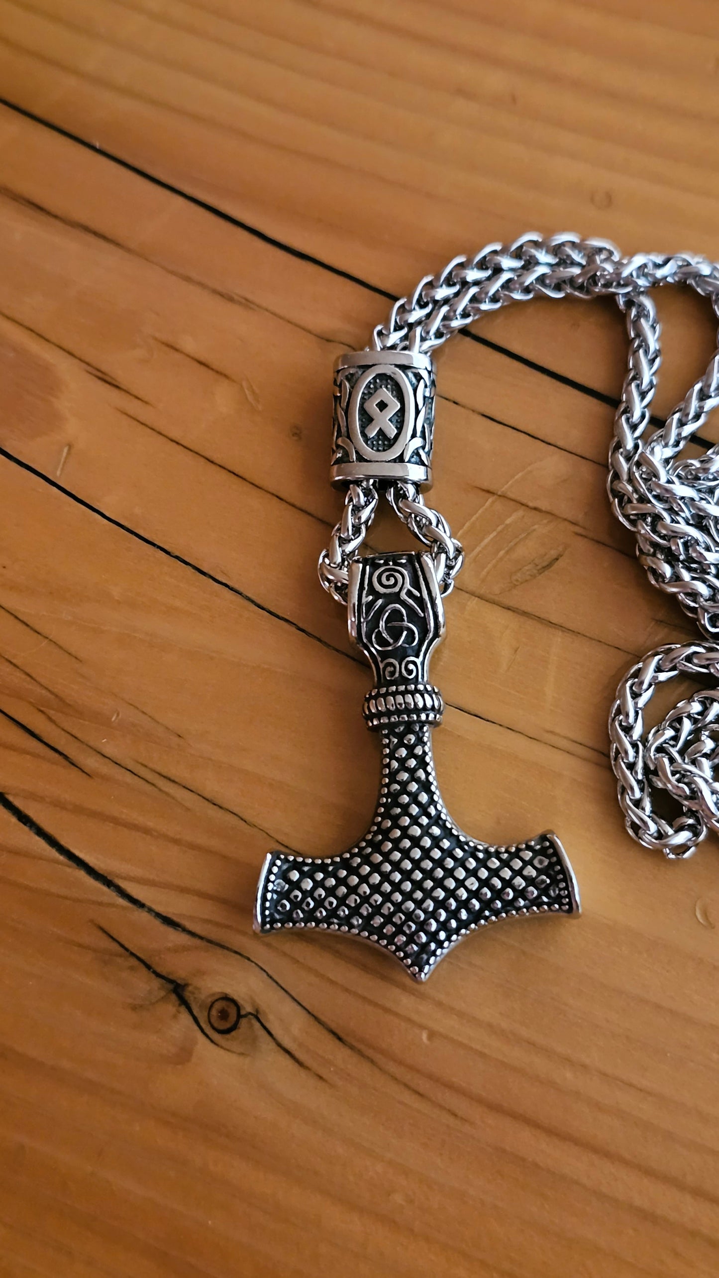 Thor's Hammer- Rune