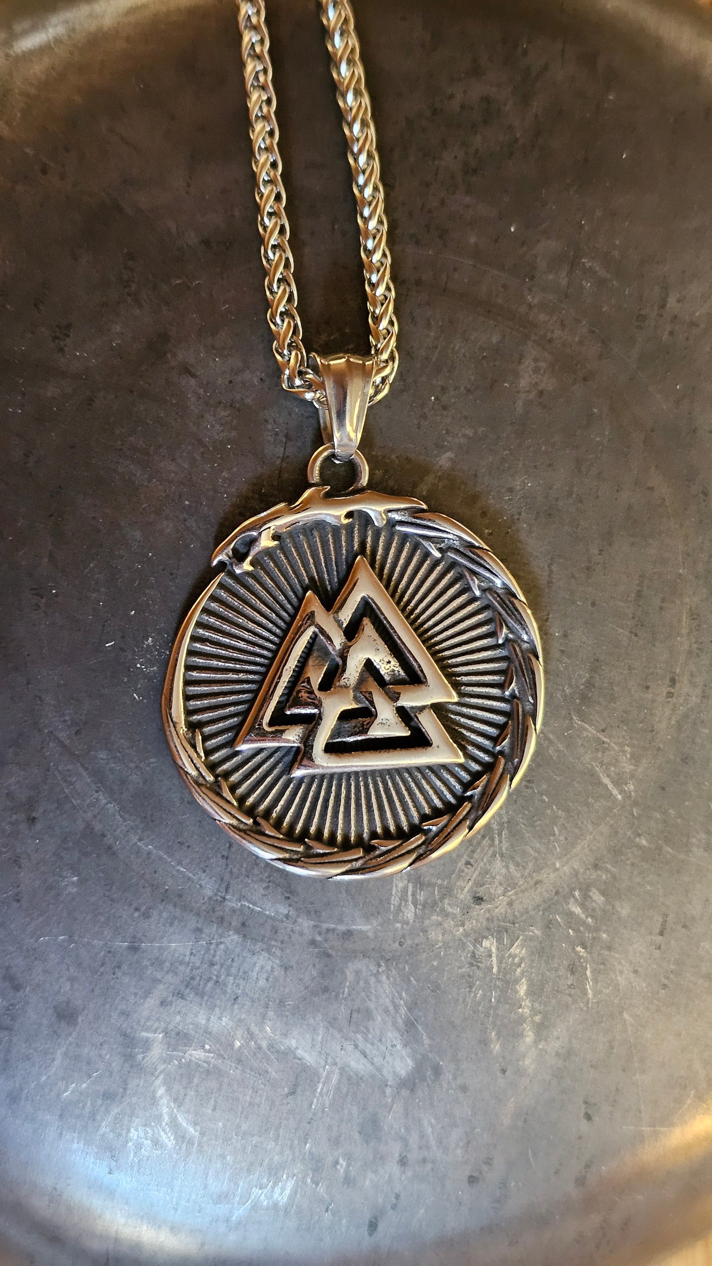 Valknut- Large Round