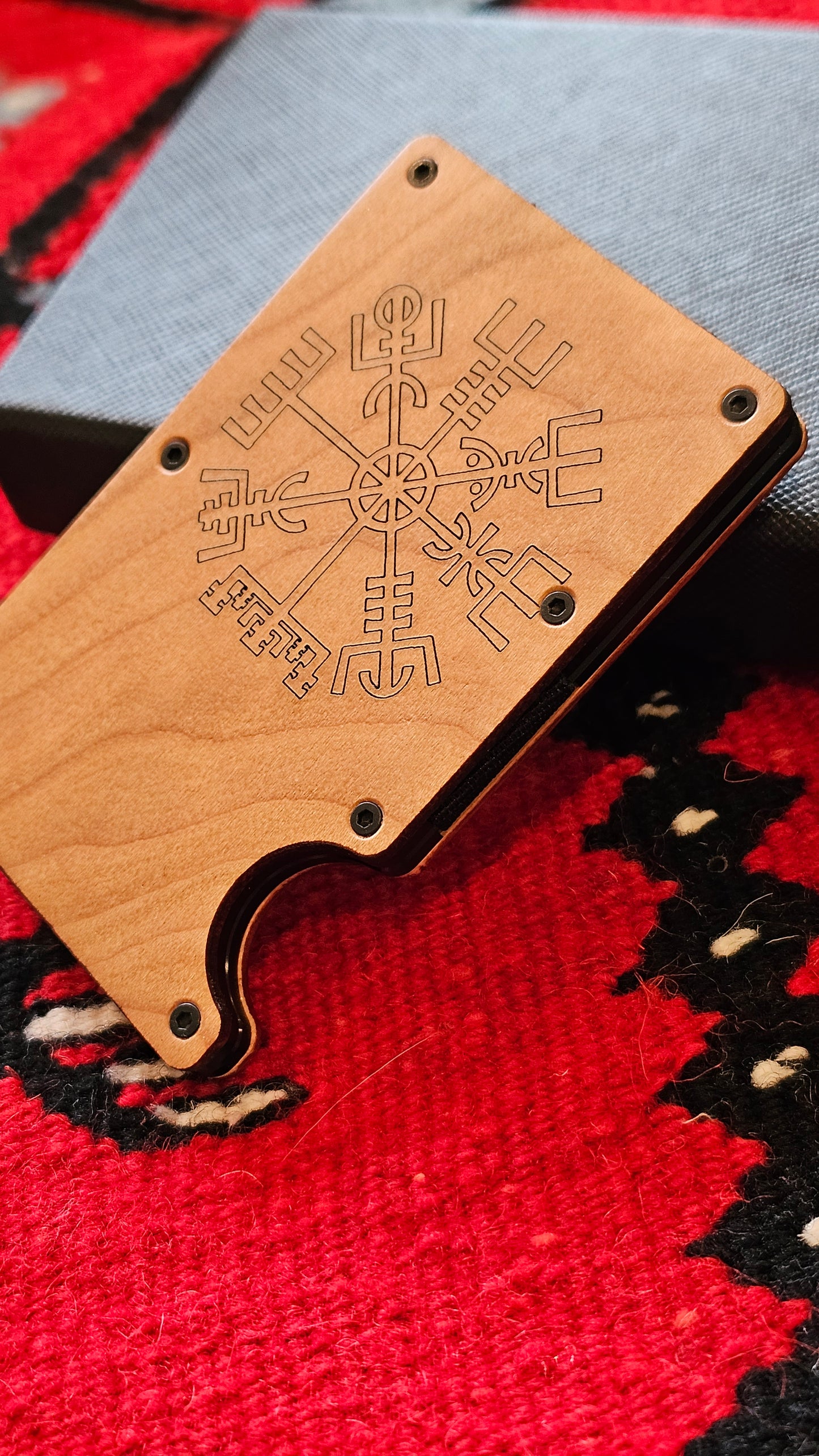 Minimalist Wood Wallet- Viking Compass