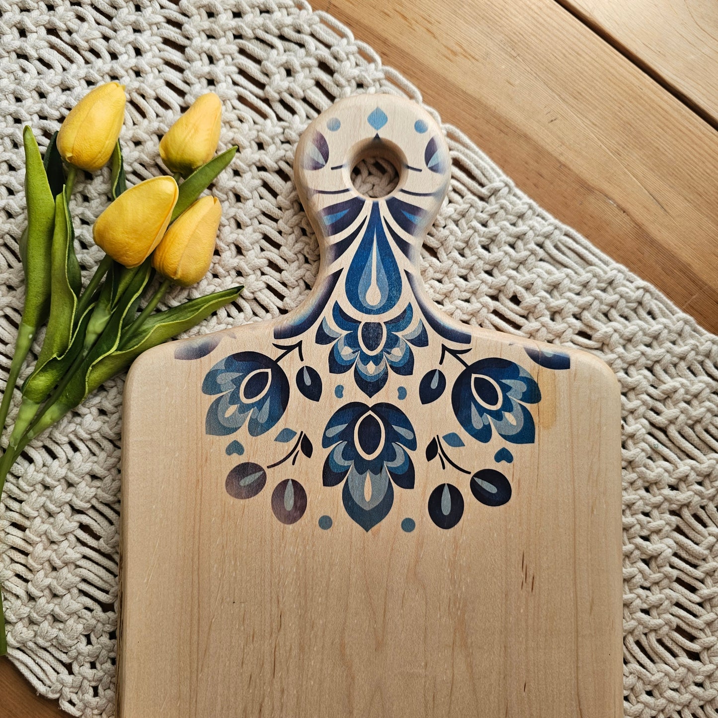 Cutting Board- Maple- 16 x 9.5- Scandinavian Folk Art- Floral