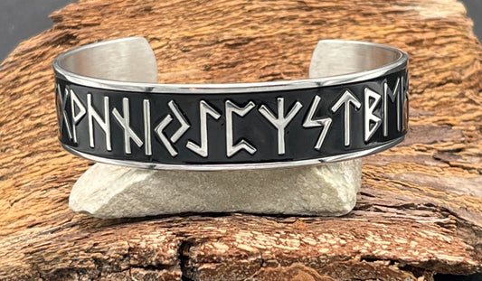 Bracelet - Runes