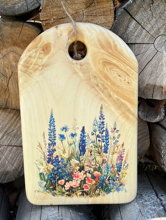 Cutting Board - Pine - 13.5 X 9 - Scandinavian Folk Art - Wildflowers