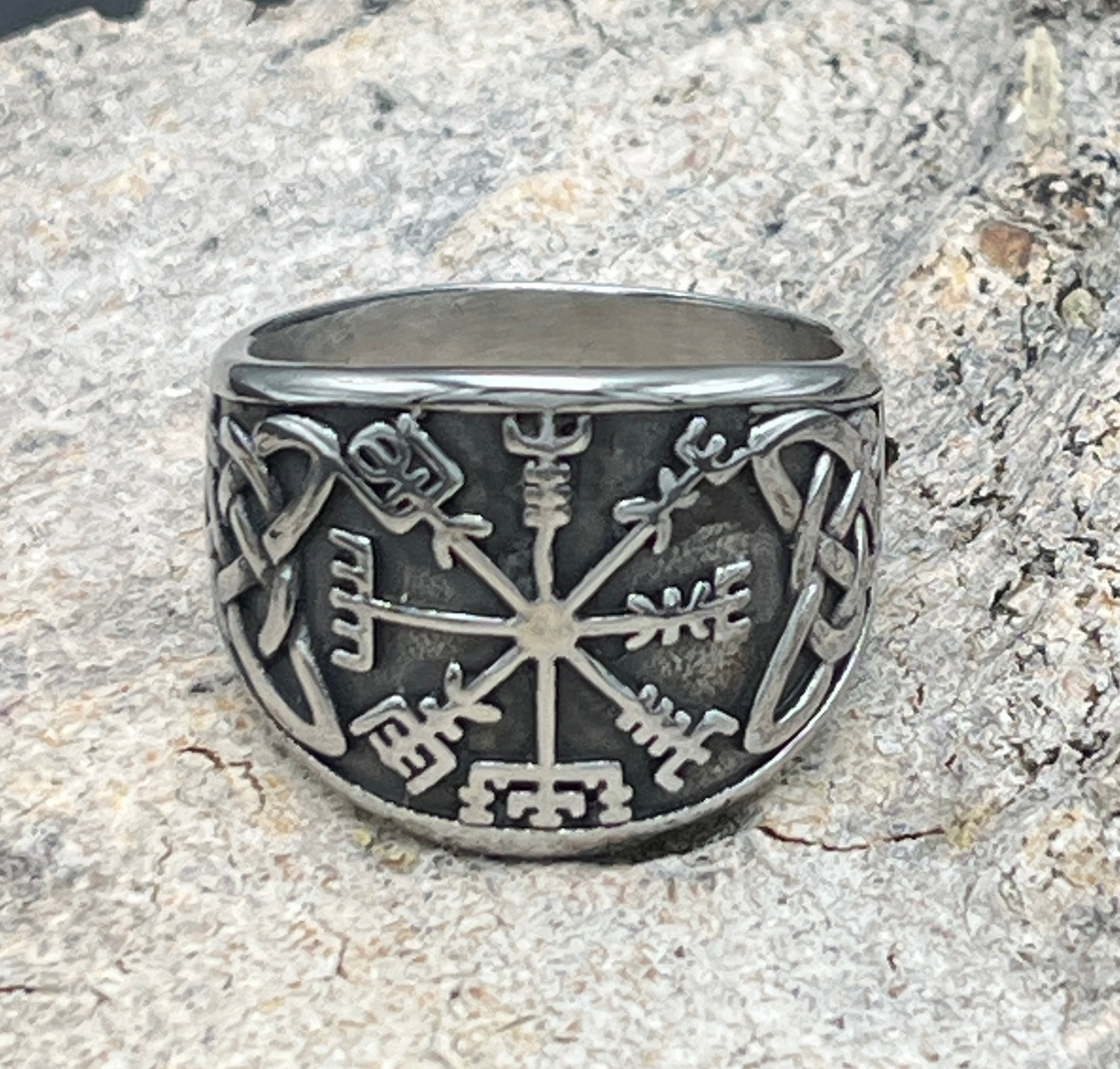 Ring - Viking Compass (Vegvisir)